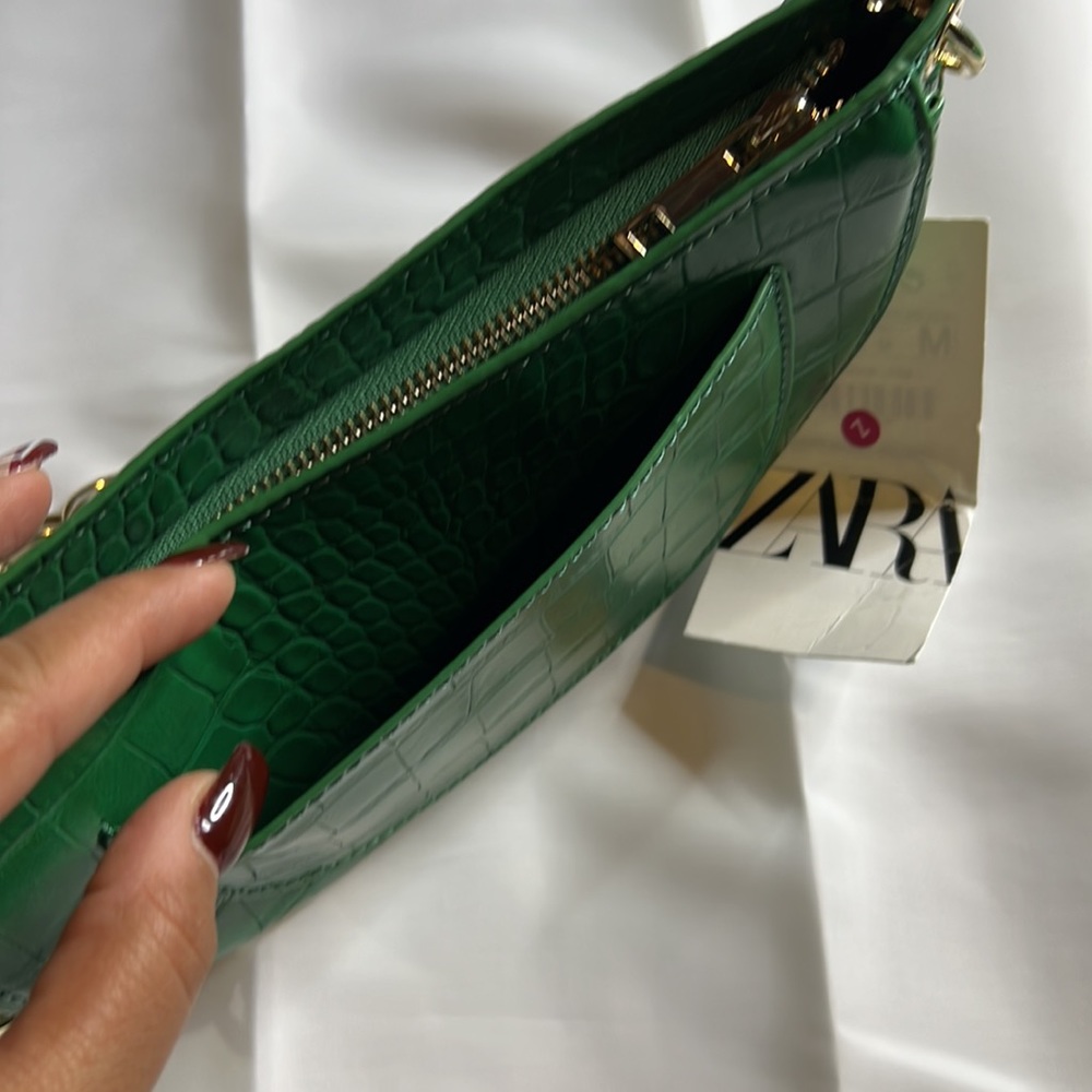 Zara bloggers fave gold chain purse - Picture 6 of 17